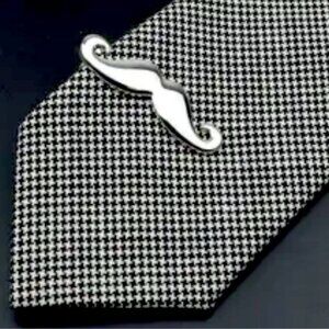 Mustache The Handlebar Mustache Tie Clip 1 Piece Chrome